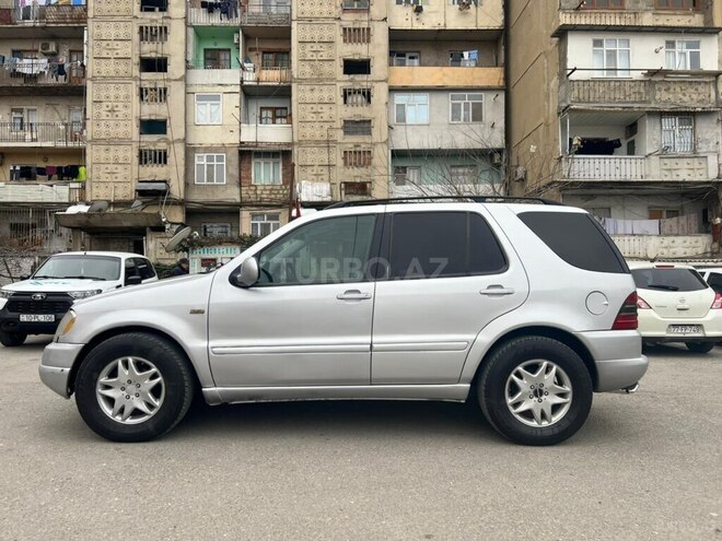 Mercedes ML 320 2000, 219,000 km - 3.2 l - Bakı
