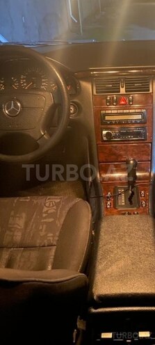Mercedes E 230 1996, 453,766 km - 2.3 l - Gəncə
