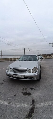 Mercedes E 270 2004, 259,699 km - 2.7 l - Bakı
