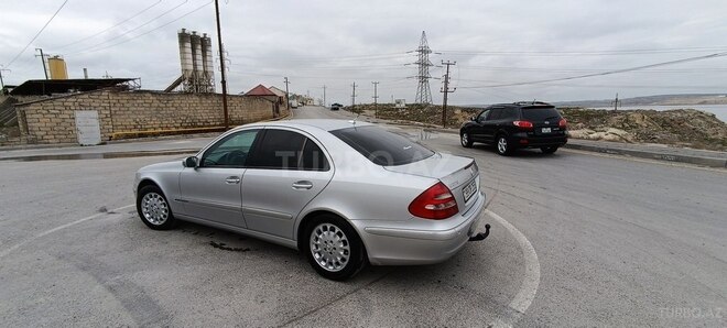 Mercedes E 270 2004, 259,699 km - 2.7 l - Bakı