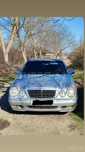 Mercedes E 270 2000, 400,000 km - 2.7 l - Bakı