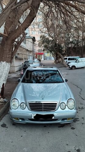 Mercedes E 270 2000, 400,000 km - 2.7 l - Bakı