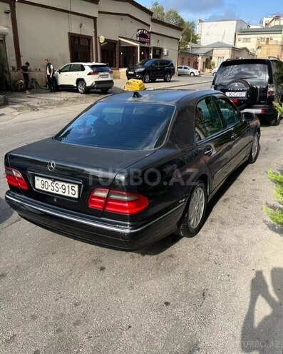Mercedes E 270 2001, 436,852 km - 2.7 l - Ağcabədi