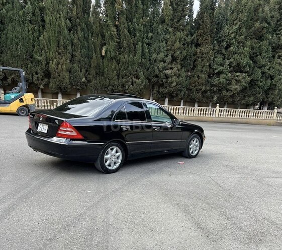 Mercedes C 240 2001, 230,000 km - 2.6 l - Şəmkir