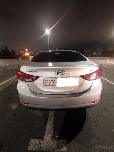 Hyundai Elantra 2015, 133,601 km - 1.6 l - Bakı