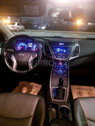 Hyundai Elantra 2015, 133,601 km - 1.6 l - Bakı