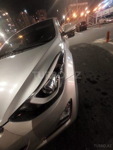 Hyundai Elantra 2015, 133,601 km - 1.6 l - Bakı