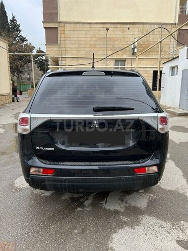Mitsubishi Outlander 2013, 235,000 km - 3.0 l - Bakı