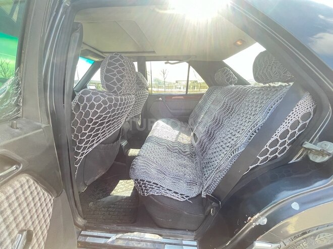 Mercedes E 220 1994, 381,120 km - 2.2 l - Bakı