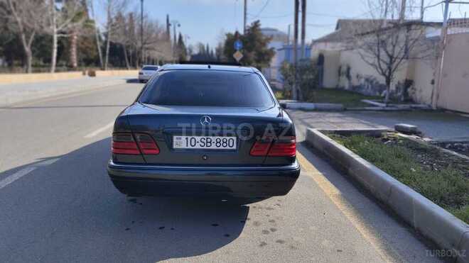 Mercedes E 320 1998, 183,000 km - 3.2 l - Yevlax