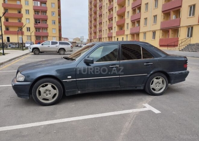 Mercedes C 180 1998, 298,000 km - 1.8 l - Bakı