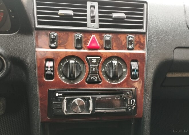 Mercedes C 180 1998, 298,000 km - 1.8 l - Bakı
