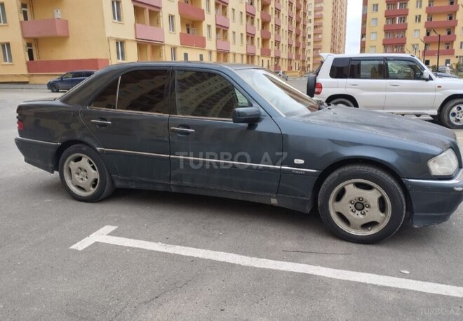 Mercedes C 180 1998, 298,000 km - 1.8 l - Bakı