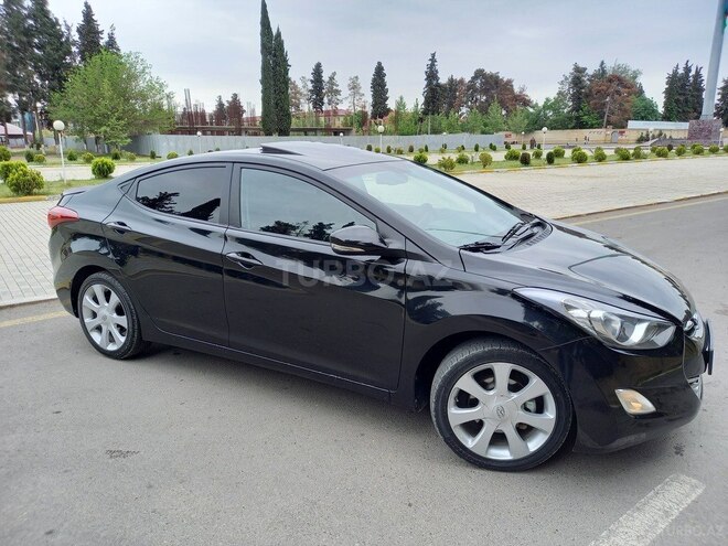 Hyundai Elantra 2013, 159,000 km - 1.8 l - İmişli