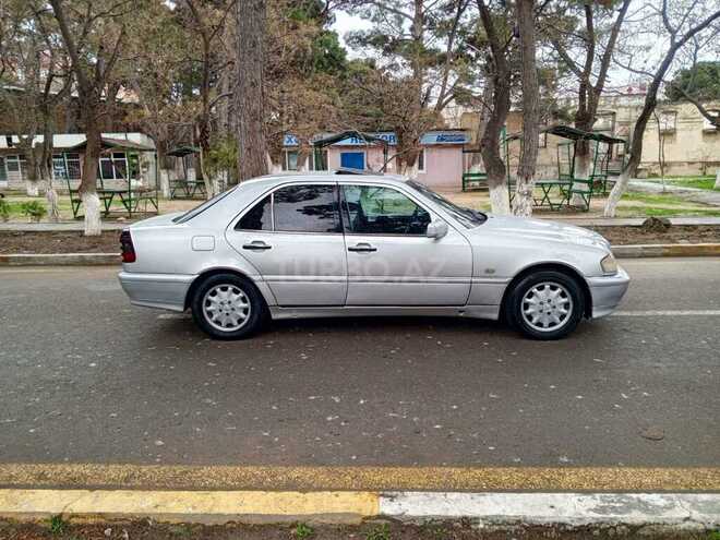 Mercedes C 220 1998, 327,418 km - 2.2 l - Sumqayıt