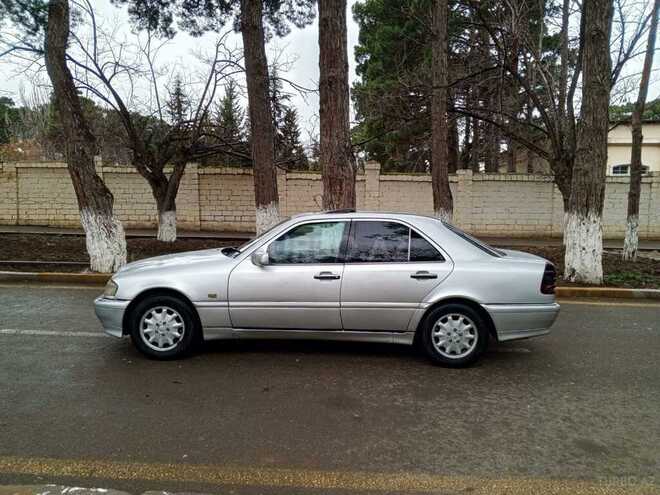 Mercedes C 220 1998, 327,418 km - 2.2 l - Sumqayıt