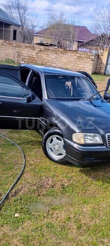 Mercedes C 220 1995, 300,000 km - 2.2 l - Bakı