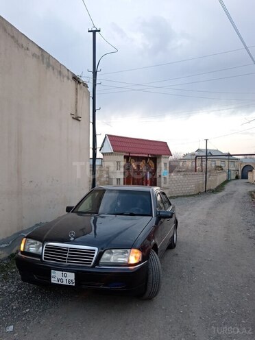 Mercedes C 220 1995, 300,000 km - 2.2 l - Bakı