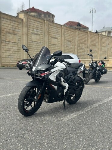 Bajaj Pulsar RS 200 2023, 16,000 km - 0.2 l - Bakı