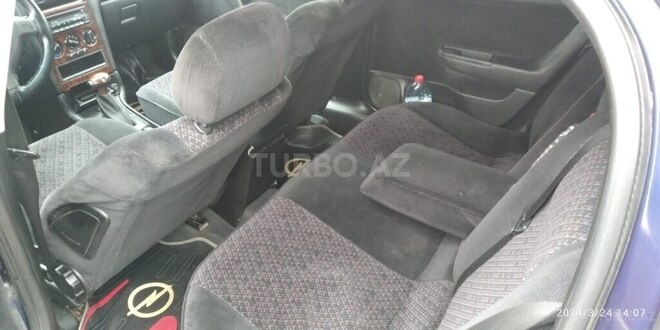 Opel Astra 1999, 185,000 km - 1.8 л - Göyçay