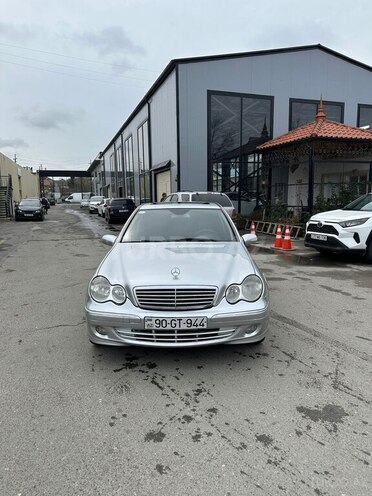 Mercedes C 240 2005, 250,000 km - 2.6 l - Bakı