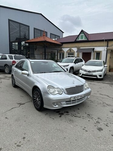 Mercedes C 240 2005, 250,000 km - 2.6 l - Bakı