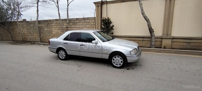 Mercedes C 200 1995, 352,719 km - 2.0 l - Bakı