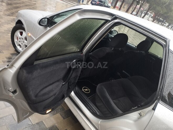 Opel Vectra 2001, 239,155 km - 1.6 l - Sumqayıt