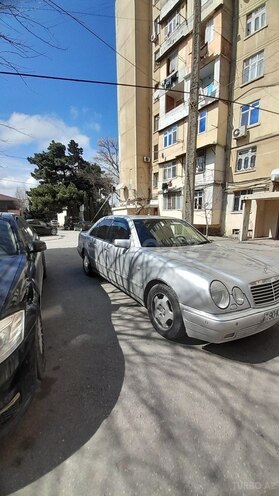 Mercedes E 230 1997, 455,000 km - 2.3 l - Bakı