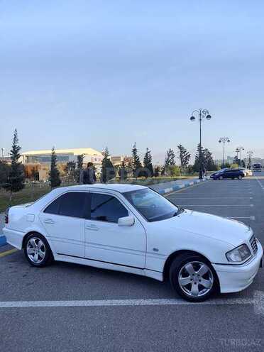 Mercedes C 220 1998, 470,000 km - 2.2 l - Sumqayıt