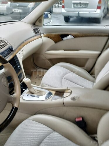 Mercedes E 200 2005, 287,000 km - 1.8 l - Bakı