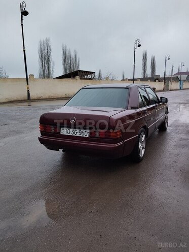 Mercedes 190 1992, 452,850 km - 2.3 л - Göygöl