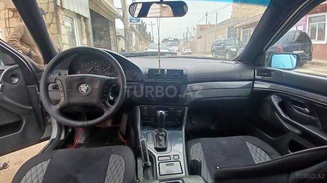 BMW 528 1998, 199,535 km - 2.8 l - Bakı