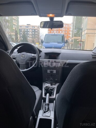 Opel Astra 2006, 283,300 km - 1.3 l - Bakı