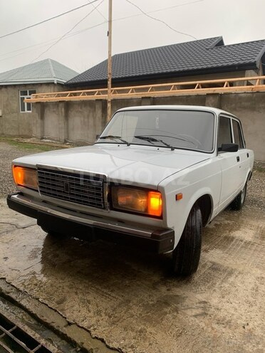 LADA (VAZ) 2107 2007, 99,000 km - 1.6 л - Quba
