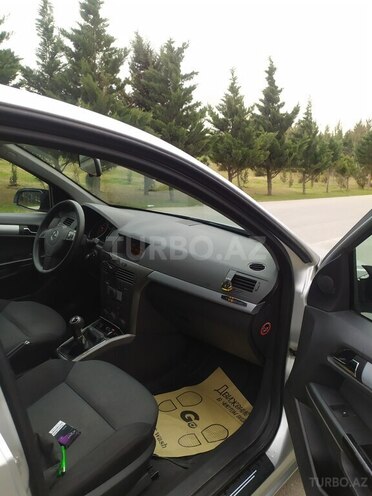 Opel Astra 2006, 160,000 km - 1.4 l - Sumqayıt