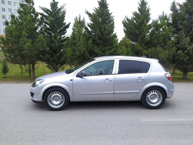 Opel Astra 2006, 160,000 km - 1.4 l - Sumqayıt