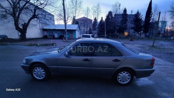 Mercedes C 180 1993, 222,222 km - 1.8 л - Qazax