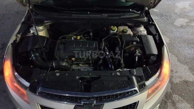 Chevrolet Cruze 2011, 300,000 km - 1.4 l - Sumqayıt