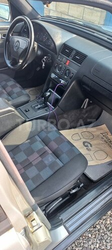 Mercedes C 180 1995, 41,000 km - 1.8 l - Ağstafa