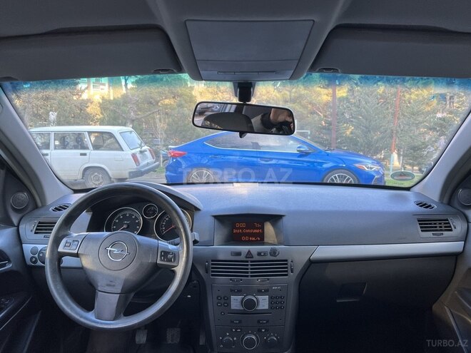 Opel Astra 2005, 216,000 km - 1.4 l - Bakı