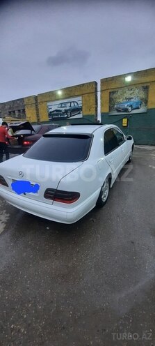 Mercedes E 220 2000, 299,123 km - 2.2 l - Bakı