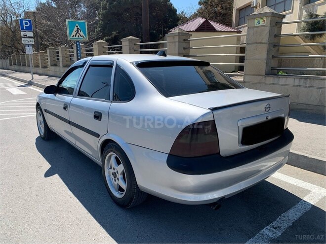 Opel Vectra 1997, 347,000 km - 2.0 л - Bakı