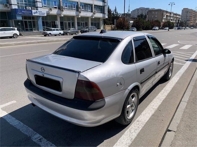 Opel Vectra 1997, 347,000 km - 2.0 л - Bakı