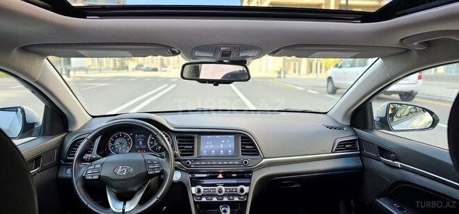Hyundai Elantra 2019, 67,592 km - 2.0 l - Bakı