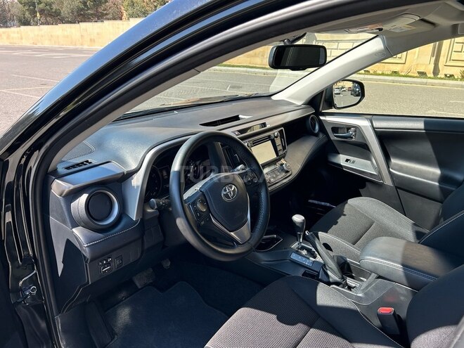 Toyota RAV4 2017, 101,000 km - 2.0 l - Bakı