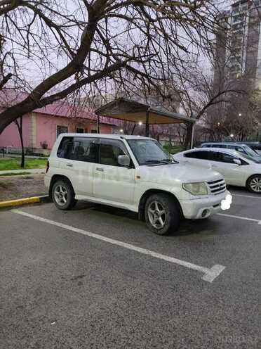 Mitsubishi Pajero io 2001, 420,000 km - 2.0 l - Bakı