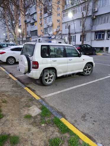 Mitsubishi Pajero io 2001, 420,000 km - 2.0 l - Bakı