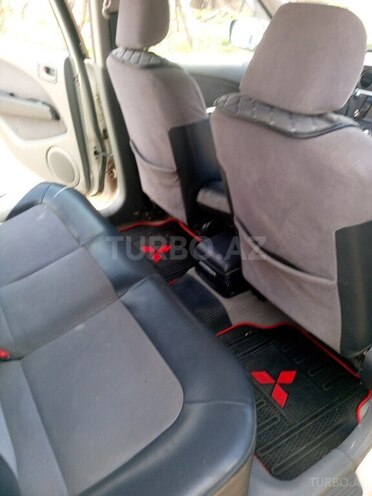 Mitsubishi Airtrek 2002, 400,662 km - 2.4 л - Şəki
