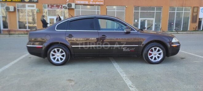 Volkswagen Passat 2004, 265,000 km - 1.8 l - Bakı